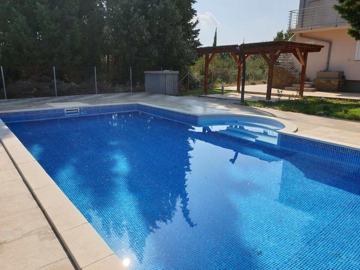 אוגייאן Olive Apartments מראה חיצוני תמונה