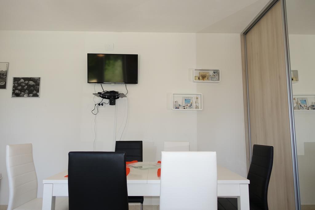 אוגייאן Olive Apartments מראה חיצוני תמונה