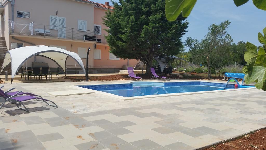 אוגייאן Olive Apartments מראה חיצוני תמונה